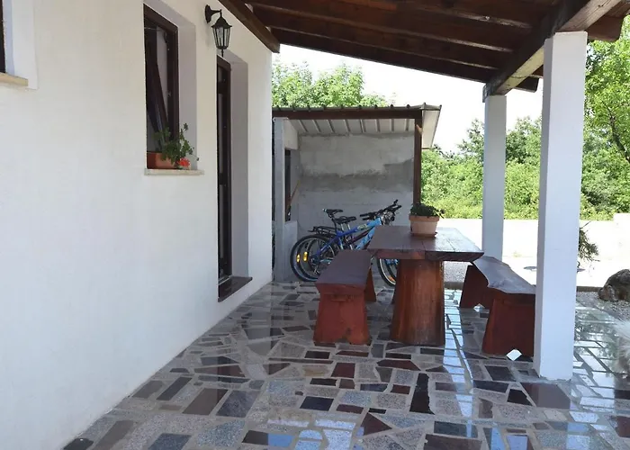 Tatil Evi Charming With Pool In Zbandaj Poreč